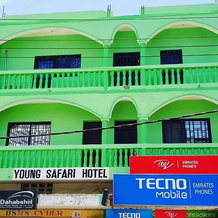 Young Safari Hotel Malindi Exteriör bild