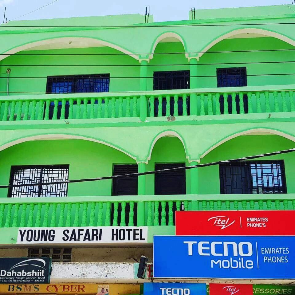Young Safari Hotel Malindi Exteriör bild